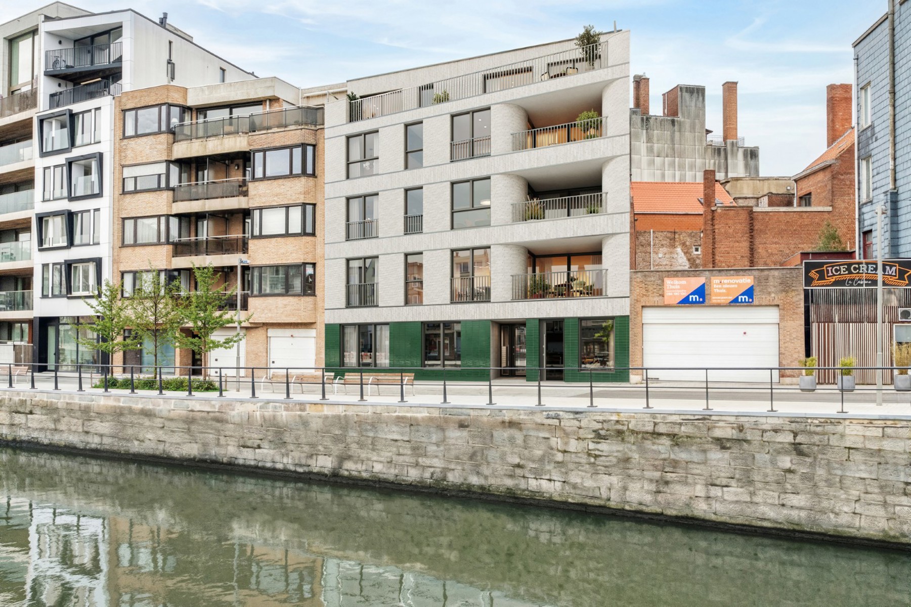 Appartement te koop in Kortrijk met 2 slaapkamers - foto 1