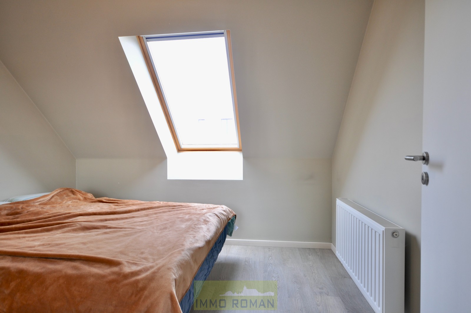 Instapklaar recent appartement gelegen op de 3e verdieping te Ronse - foto 5