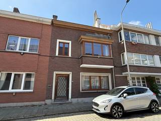 Deze charmante en rustig gelegen woning bevindt zich op een uitstekende locatie nabij het Park Rozebroeken en beschikt over een mooie, zonnige...