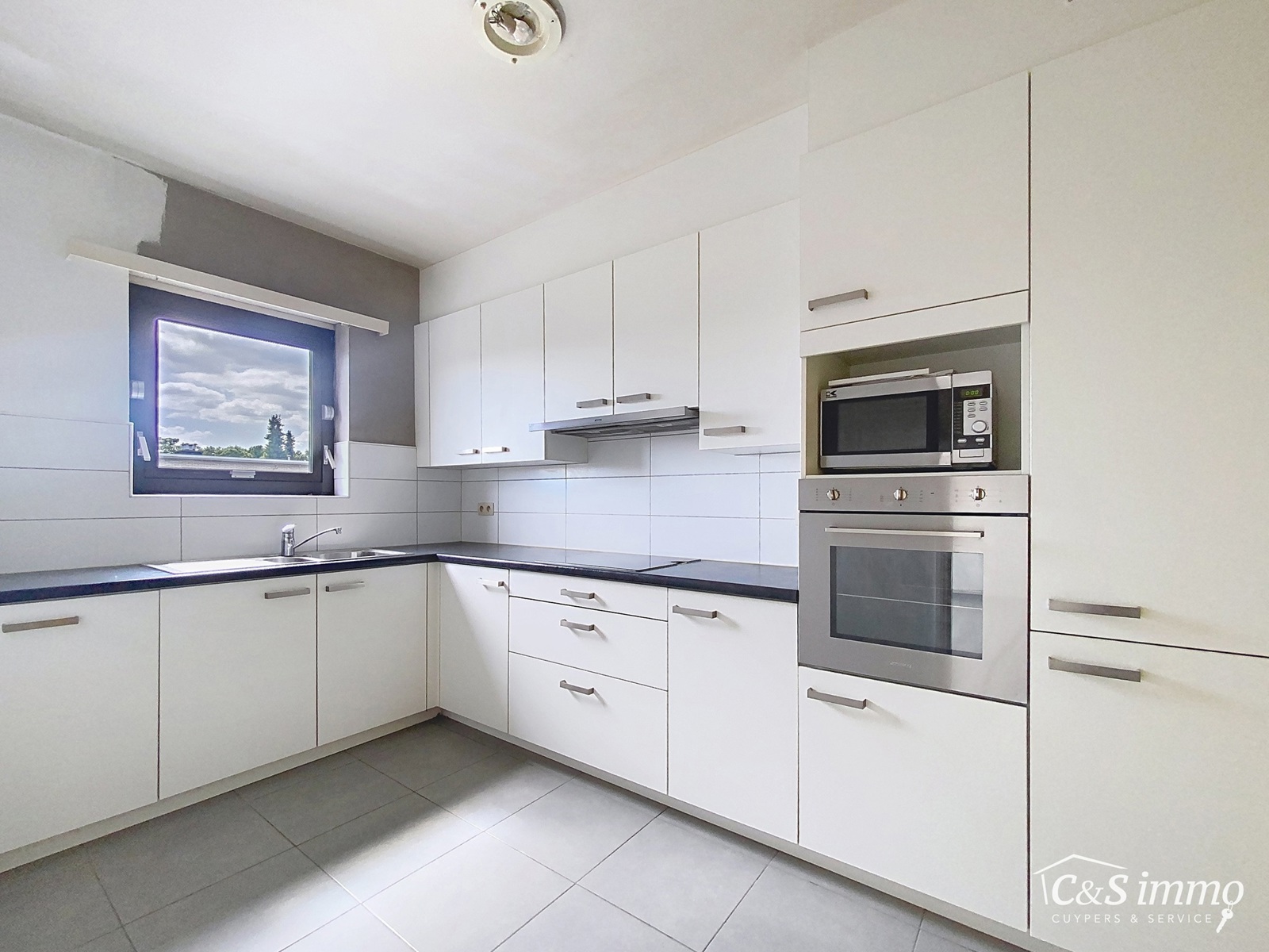 Te renoveren appartement centrum Burcht - foto 3