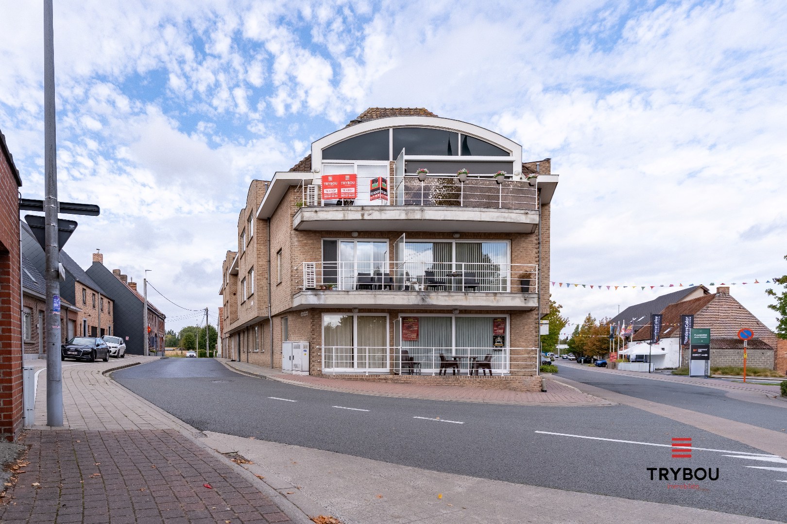 Apartment for sale in Roeselare with 2 bedrooms - photo 1