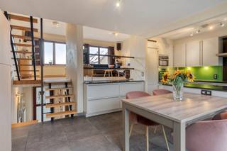 Welcome to this surprising house with a unique architecture, which we offer for sale here in the quiet and highly sought after district of...