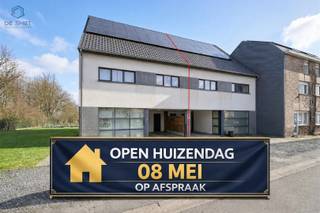 OPEN HOUSE FRIDAY 08/05 BY APPOINTMENT.Turnkey new build home with 3 bedrooms, commercial space and spacious atticThis modern and turnkey new build...