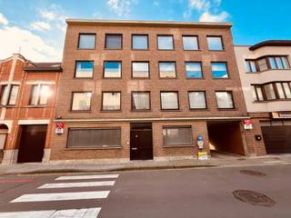 Dit handelspand bevindt zich op een centrale locatie in Wervik, op wandelafstand van winkels, horeca en voorzieningen. Dankzij de ruime...