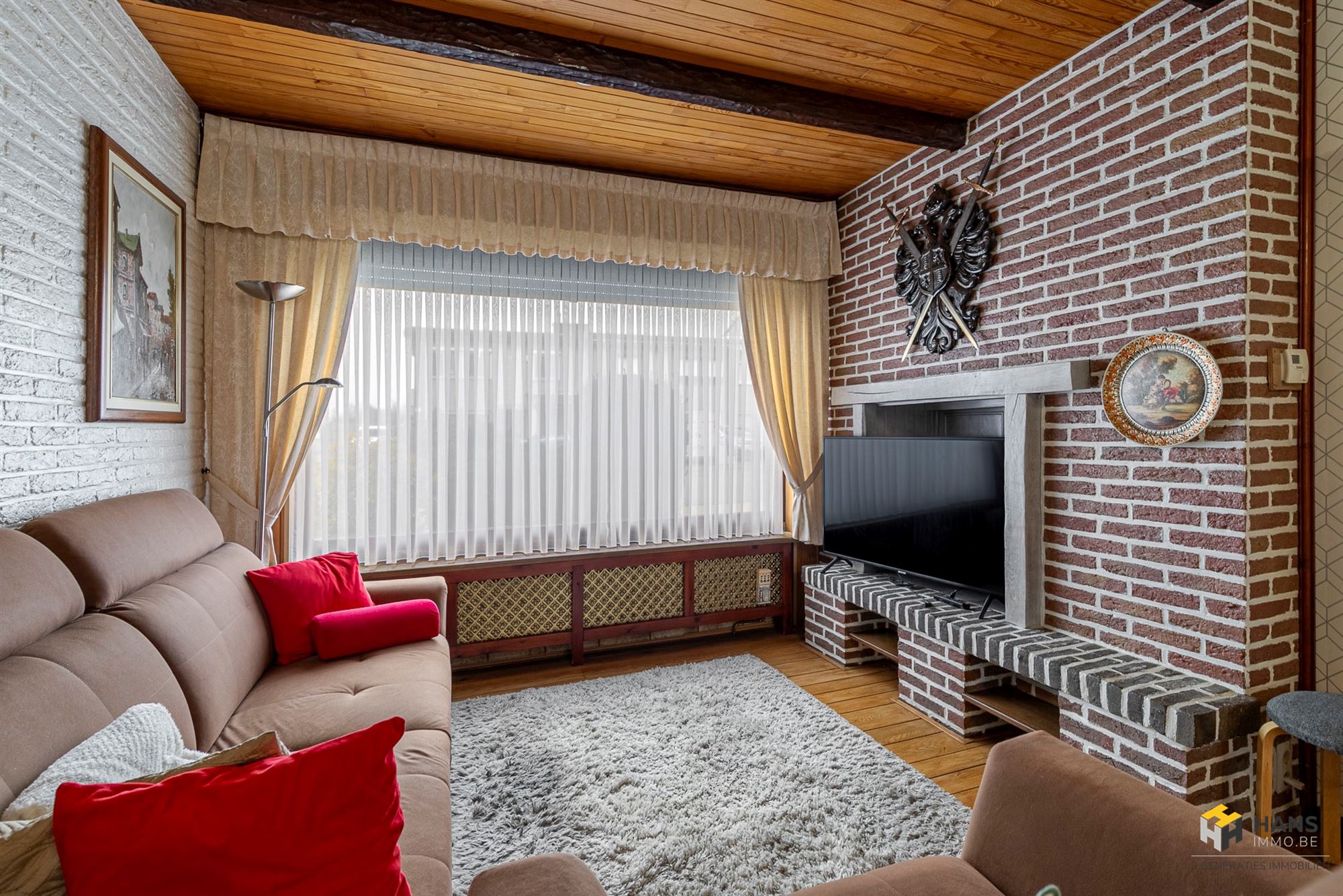 Verzorgde woning (135m²) met 3 slaapkamers, 2 garages en tuin (145 m²) in Berendrecht. - foto 5