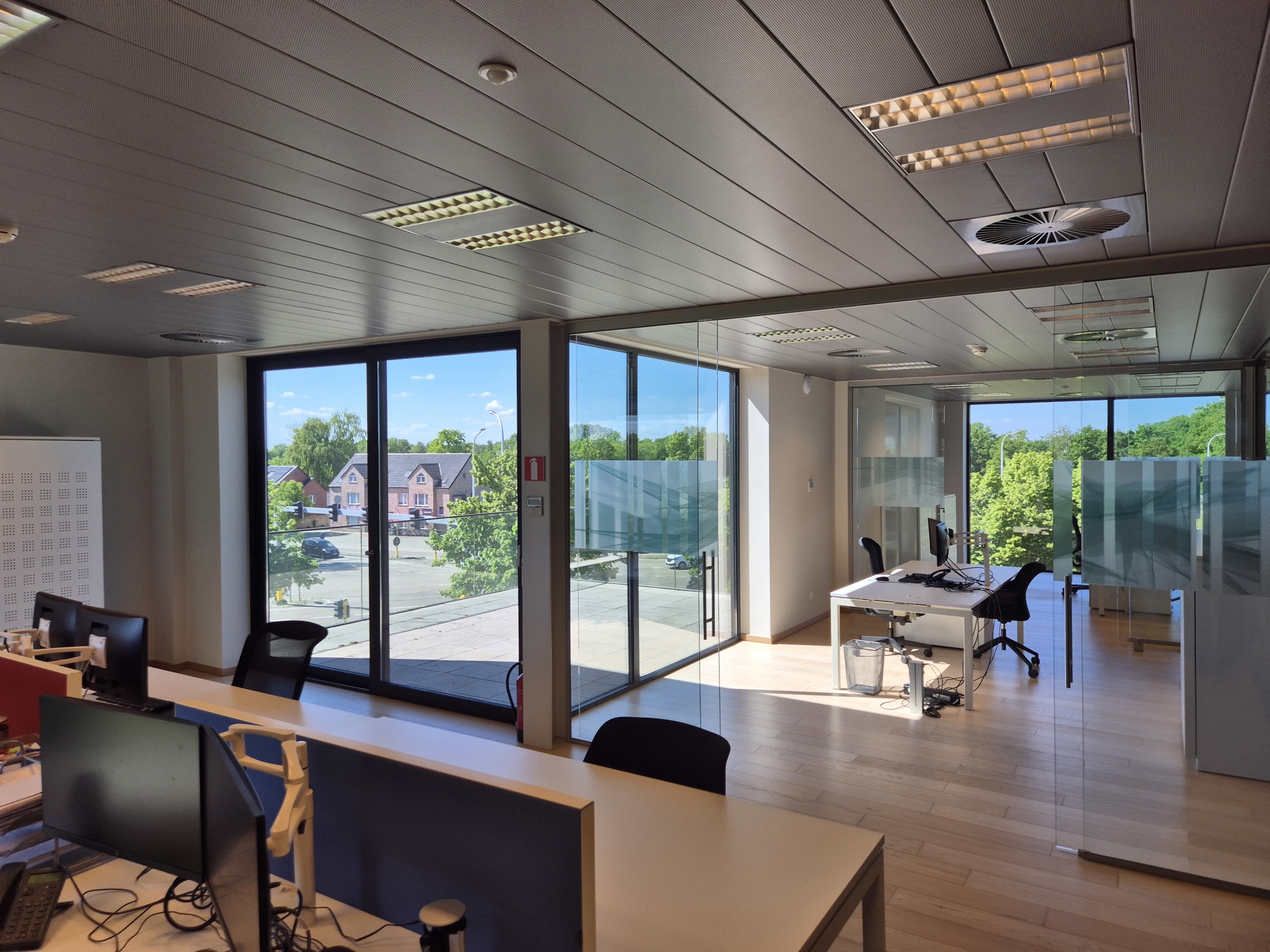 TE HUUR: Kantoorruimte van 207m² in Zonhoven - foto 5