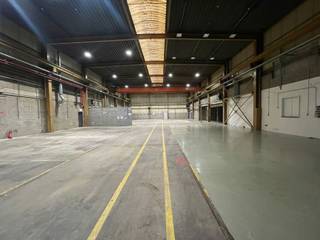 For rent at Zaventem, three modern warehouses offering large spaces for your business needs:Warehouse 1: Warehouse 607 m² + Annex 197 m² → Total 804...