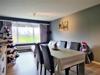 BELSELE - Ben je op zoek naar een instapklaar appartement in een rustige, groene en landelijke omgeving? Dan is dit pand mogelijk iets voor...