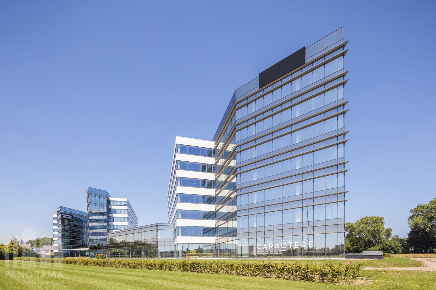 104 m² all-in kantoren te huur naast de E40 te Erembodegem - foto 3