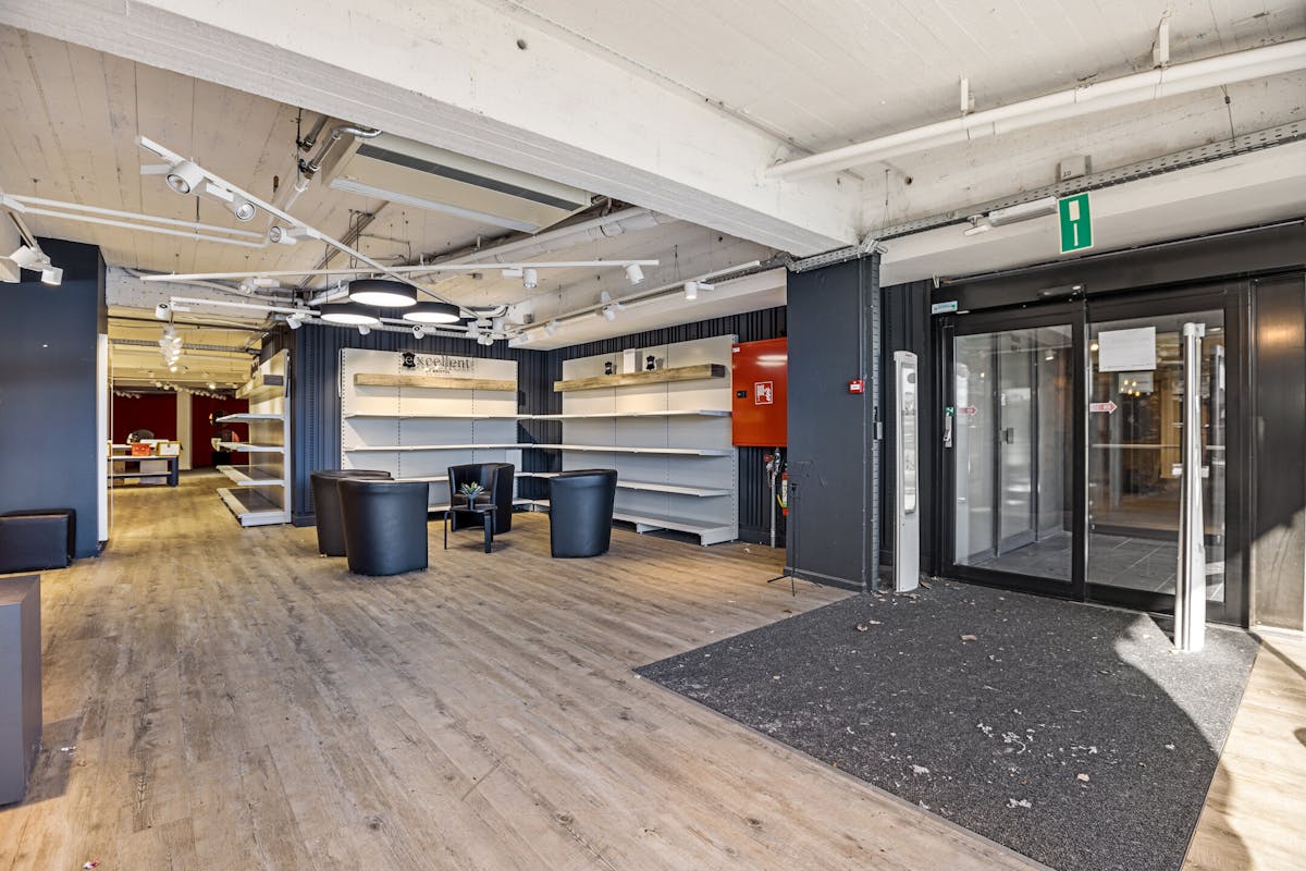 Handelsruimte met veel potentieel te huur te Koksijde-bad. - foto 5