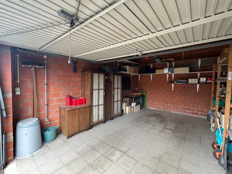 Centrum Roeselare - Extra ruime brede garage te koop - foto 4