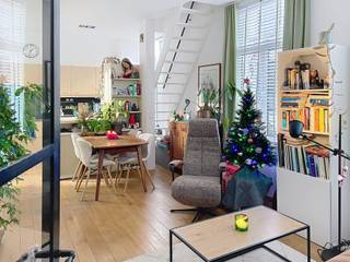 Sfeervolle hoekwoning in de gegeerde wijk “Het Looks”.Deze charmante woning is gelegen in een rustige, verkeersarme straat op wandelafstand van...