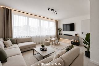 TE KOOP GERAARDSBERGEN<br />Dit volledig gerenoveerde appartement ligt op de eerste verdieping van een rustige residentie (zonder lift) in Moerbeke. Dankzij de centrale ligging heb je werkelijk alles binnen handbereik: winkels, winkels, slagers, bakkers, openbaar vervoer,…<br />Je geniet er van een inkomhal (met praktische inbouwkasten), een lichtrijke woonkamer, een volledig uitgeruste keuken en een comfortabele slaapkamer.<br />Het gezellige terras kijkt uit op groen, perfect om te ontspannen en te genieten van de rust. Extra troef: Er is een parkeerplaats direct voor het gebouw.<br />Bent u op zoek naar een uitstekende investering in vastgoed? Deze opbrengsteigendom biedt een unieke kans! Het appartement is vlot verhuurbaar, wat zorgt voor een correcte inkomstenstroom. Dit maakt het pand ideaal voor investeerders die op zoek zijn naar een zorgeloze investering met een aantrekkelijk rendement.<br /><br />Interesse om deze eigendom te bezichtigen? Neem vandaag nog contact met ons op!