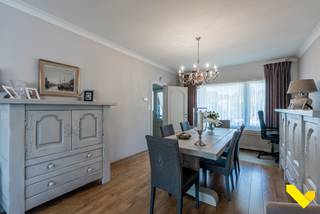 Instapklare gelijkvloerse woning in Tessenderlo-Ham – rust, ruimte en comfortOntdek deze charmante gelijkvloerse woning, gelegen in het groene en...