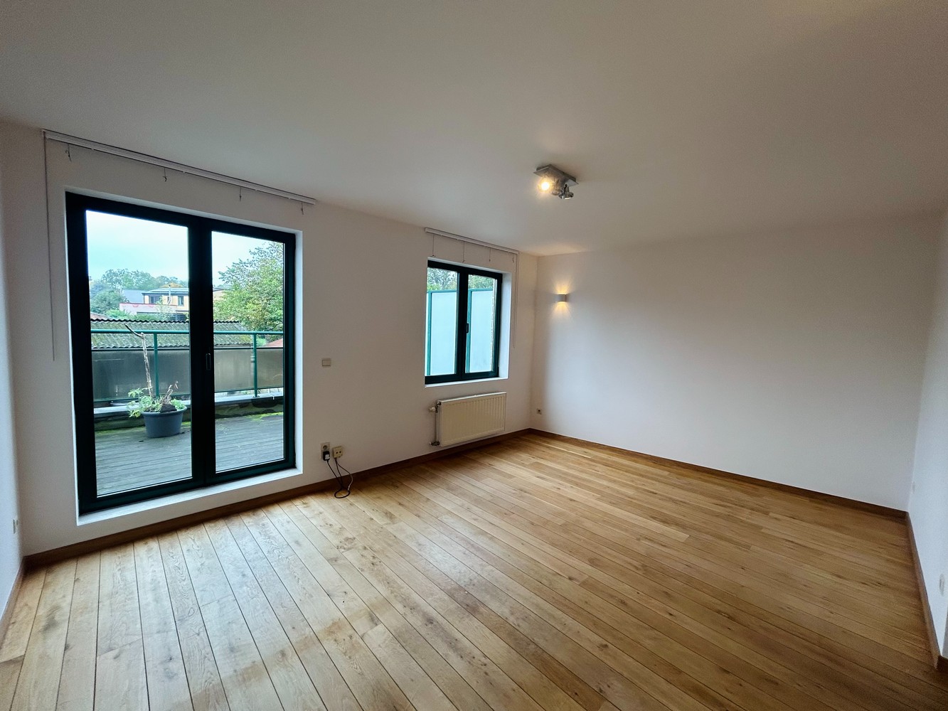 Gunstig gelegen appartement met autostaanplaats - foto 3