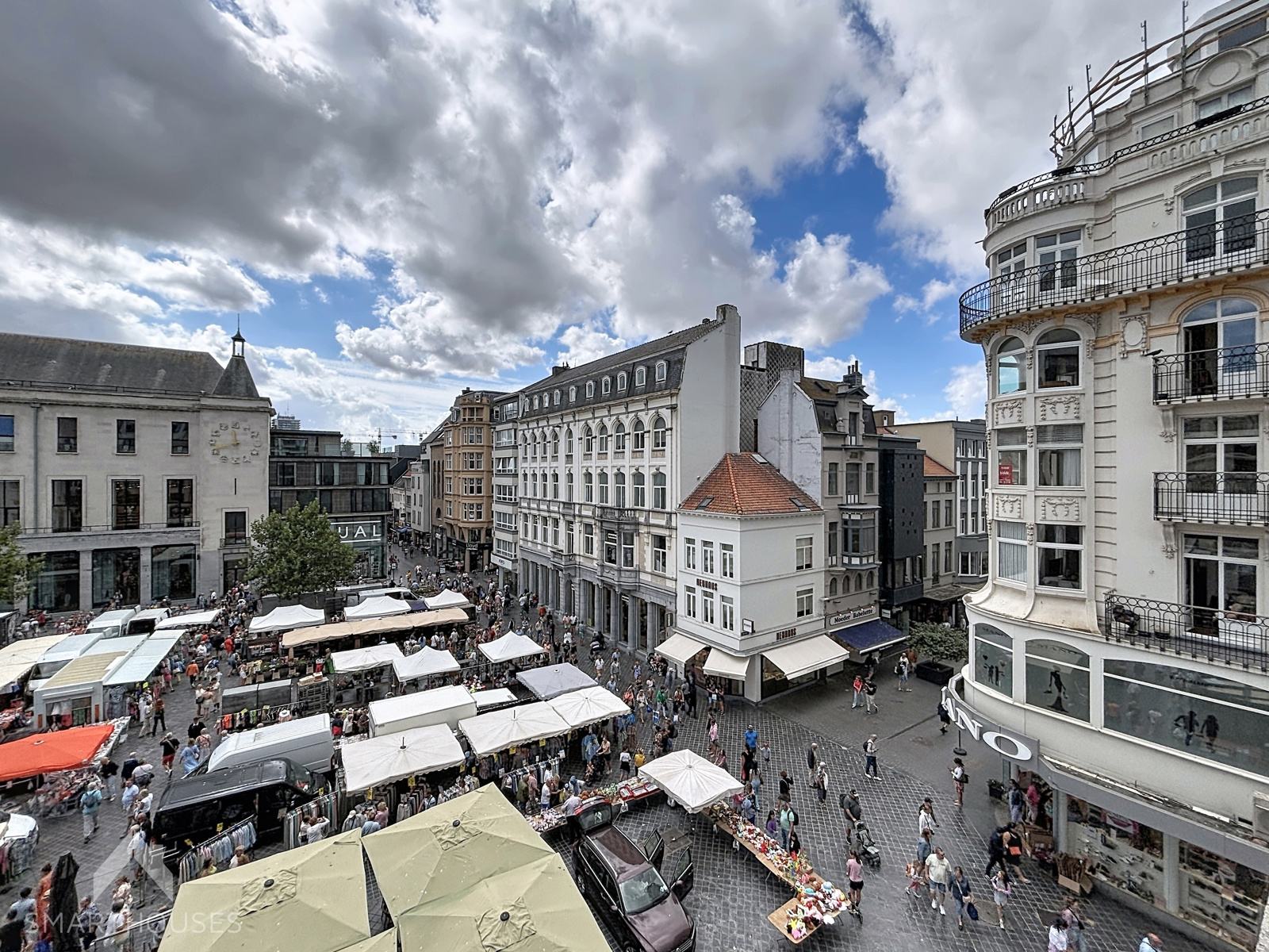 Ruim appartement met 2 slaapkamers op topligging - foto 4