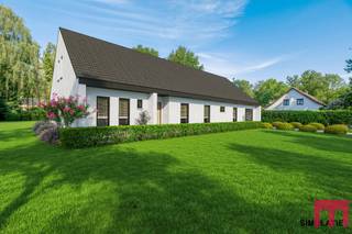 <h3><strong>Ruime laagbouwwoning op perceel van 2746 m² – 3 slaapkamers, vaste trap naar grote zolder en zonnepanelen</strong></h3>
<p>In een rustige en groene residentiële buurt in Merksplas aan de rand van Turnhout tref je deze <strong>breed opgezette laagbouwwoning</strong> aan, gelegen op een ruim perceel van <strong>2746 m²</strong> met een gevelbreedte van <strong>23 meter</strong> en een perceelbreedte van <strong>40 meter</strong>. Deze woning combineert ruimte, potentieel en een gunstige ligging voor wie op zoek is naar rust, comfort en een woning die je naar eigen smaak kan opfrissen.</p>
<p>De woning beschikt over <strong>3 volwaardige slaapkamers</strong> en een <strong>vaste trap naar een indrukwekkende zolder van ca. 230 m²</strong>, die nog volledig naar wens kan worden ingericht want de huidige eigenaar heeft hier alvast al de nodige leidingen voorzien. – ideaal voor extra kamers, een thuiskantoor of ontspanningsruimte.</p>
<p><strong>Belangrijke troeven:</strong></p>
<ul>
<li>
<p><strong>3 slaapkamers</strong> op het gelijkvloers</p>
</li>
<li>
<p><strong>Zolder van 230 m²</strong> bereikbaar via vaste trap – tal van mogelijkheden</p>
</li>
<li>
<p><strong>Zonnepanelen aanwezig</strong> – lagere energiekosten</p>
</li>
<li>
<p>Zeer <strong>ruim perceel van 2746 m²</strong> – ideaal voor tuinliefhebbers, speelruimte of bijgebouw</p>
</li>
<li>
<p><strong>Rustige, residentiële ligging</strong> – weinig verkeer en veel privacy</p>
</li>
<li>
<p>De woning <strong>kan wat opfrissing gebruiken, </strong>het geheel beschikt over een sterke basis om jouw droomhuis te creëren</p>
</li>
</ul>
<p>Of je nu op zoek bent naar een ruime gezinswoning of een investeringsproject met potentieel: deze woning biedt je alle mogelijkheden.</p>
<p>Interesse? Plan snel je bezoek in bij Domestic makelaars en ontdek de ruimte en mogelijkheden die deze eigendom te bieden heeft.</p>