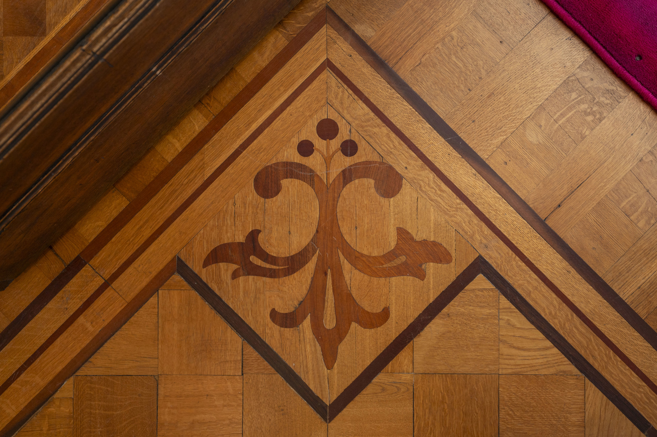 ANTWERPEN - Authentieke meesterwoning met vier garages - foto 5