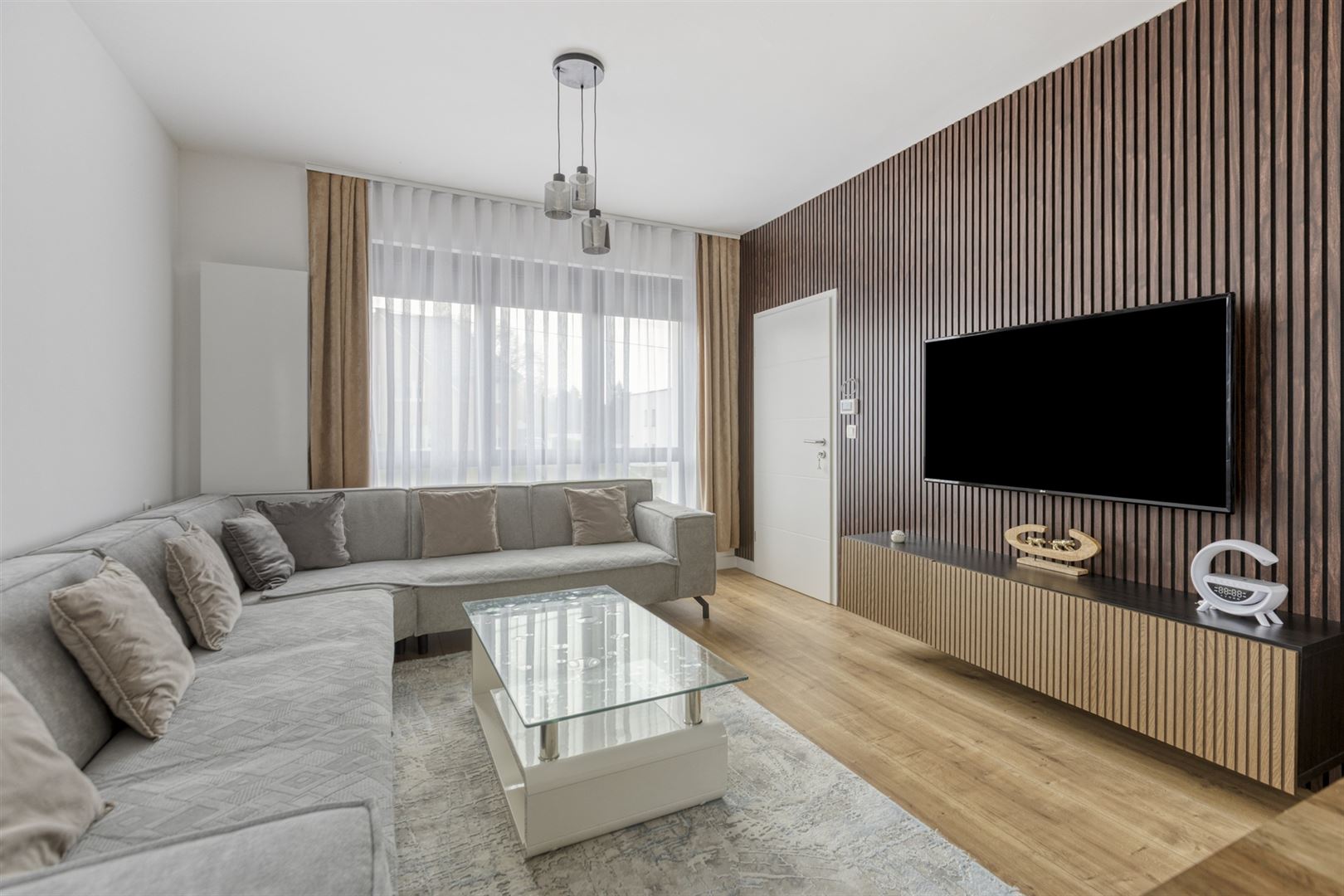 TE KOOP: Gerenoveerde woning met 3 slaapkamers te Houthalen! - foto 4