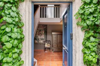 Uniek gelegen villa in rustige en groene omgeving in één van de mooiste wijken te Mol (Volmolen). De woning is gelegen aan het uiteinde van de...