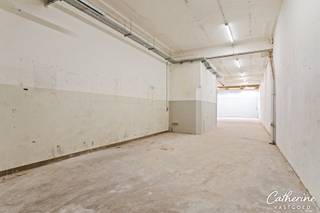 Ontdek deze interessante investeringsmogelijkheid in het hart van Antwerpen! Dit opbrengsteigendom, gelegen in de Duboisstraat 9, combineert...