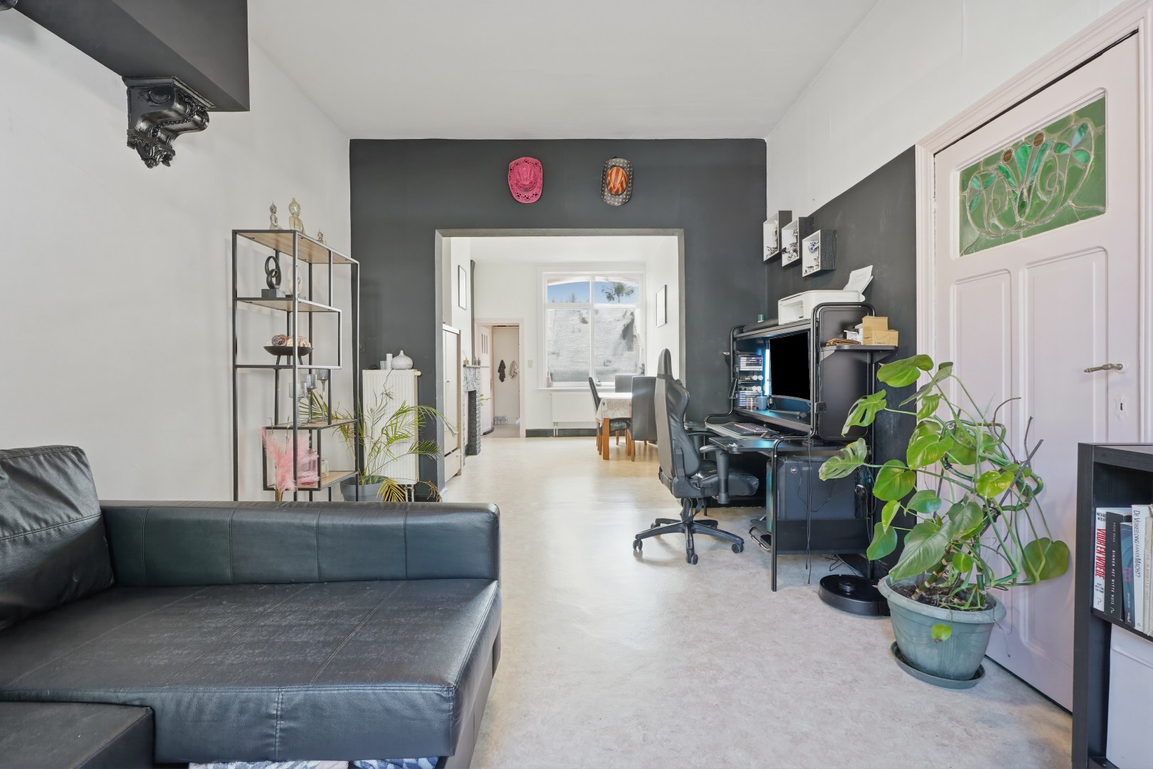 Ruime rijwoning met zongerichte tuin in Nieuwpoort-Stad. - foto 4