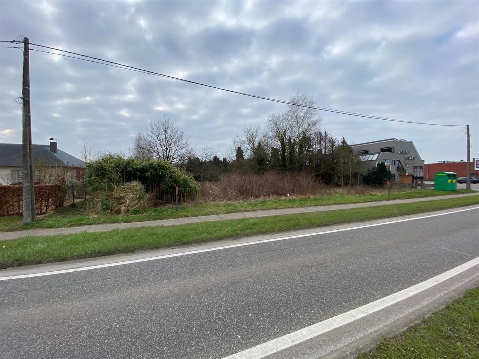 Bouwgr. voor woning met kantoor-, vrij beroep of dienstverl. - foto 2