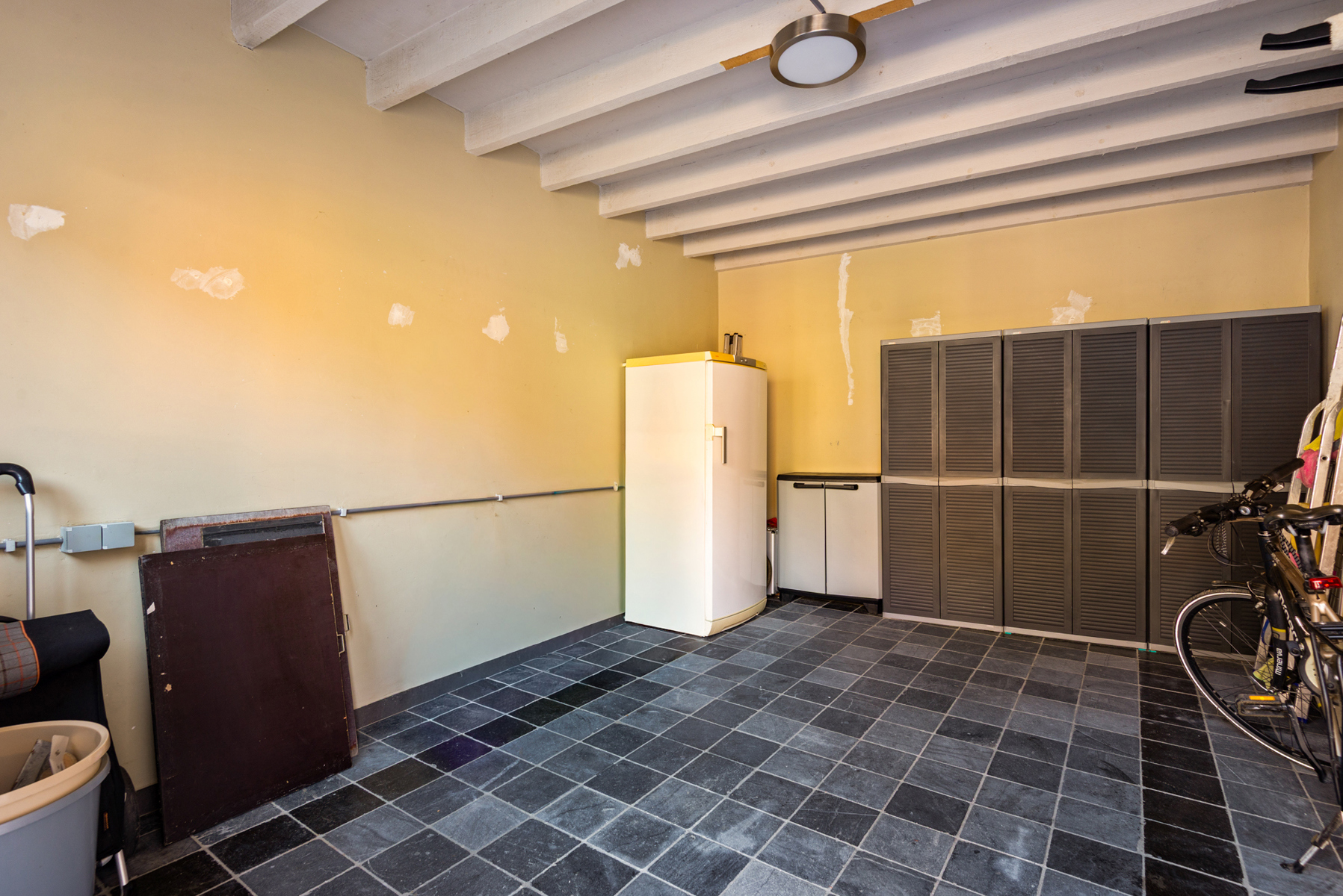 Instapklaar rijhuis met 2 slpk, tuin en potentieel in Rumst - foto 3