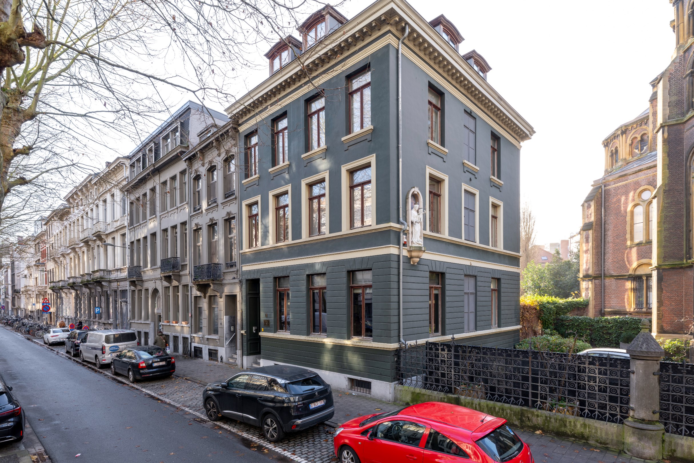 Maison à vendre à Anvers avec 7 chambres - photo 1