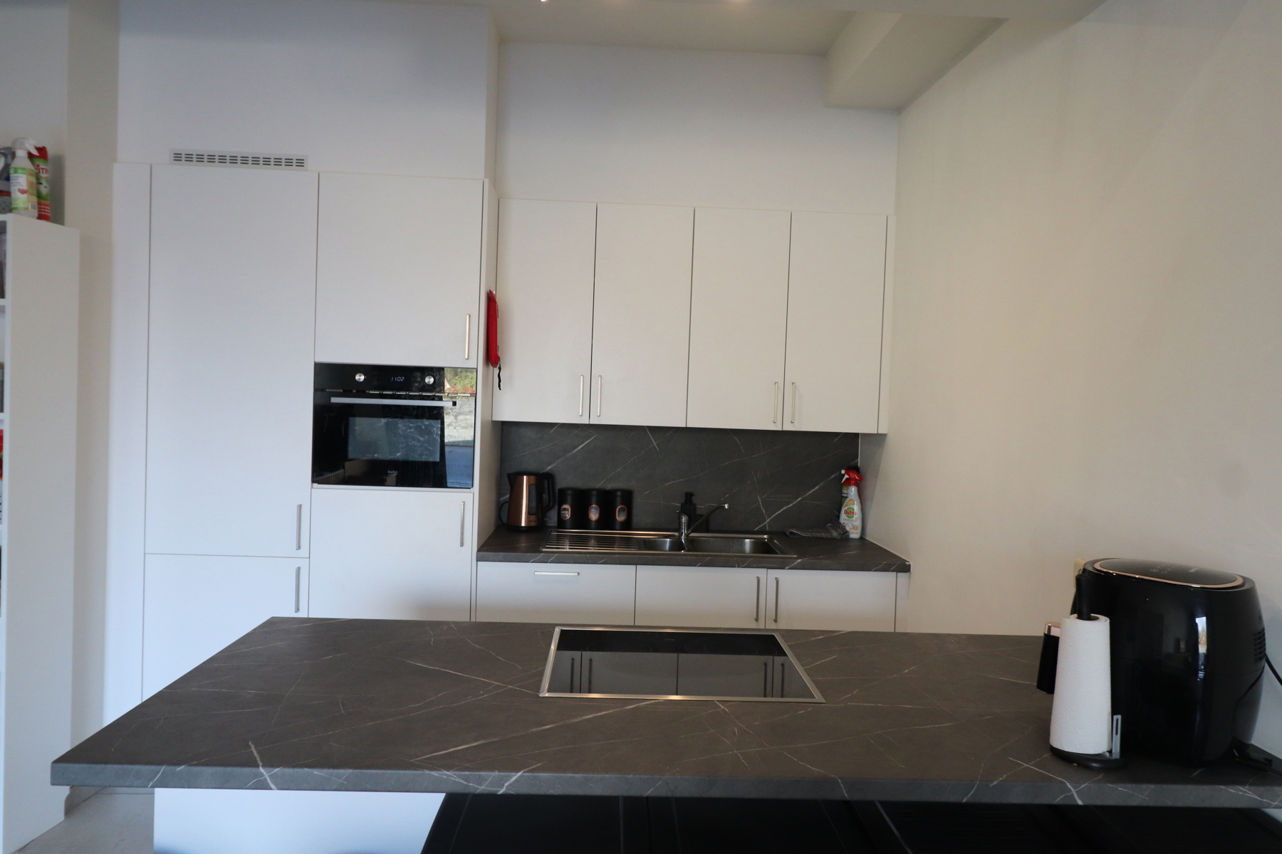 Gelijkvloers appartement met carport en gemeenschappelijke fietsenberging. - foto 5