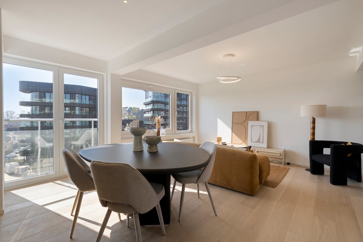 Appartement rénové de 2 chambres à vendre à Heist - photo 2
