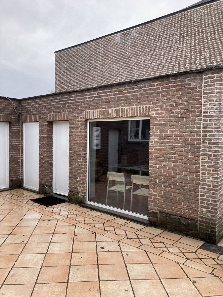 Commercial à louer à Lede - photo 2