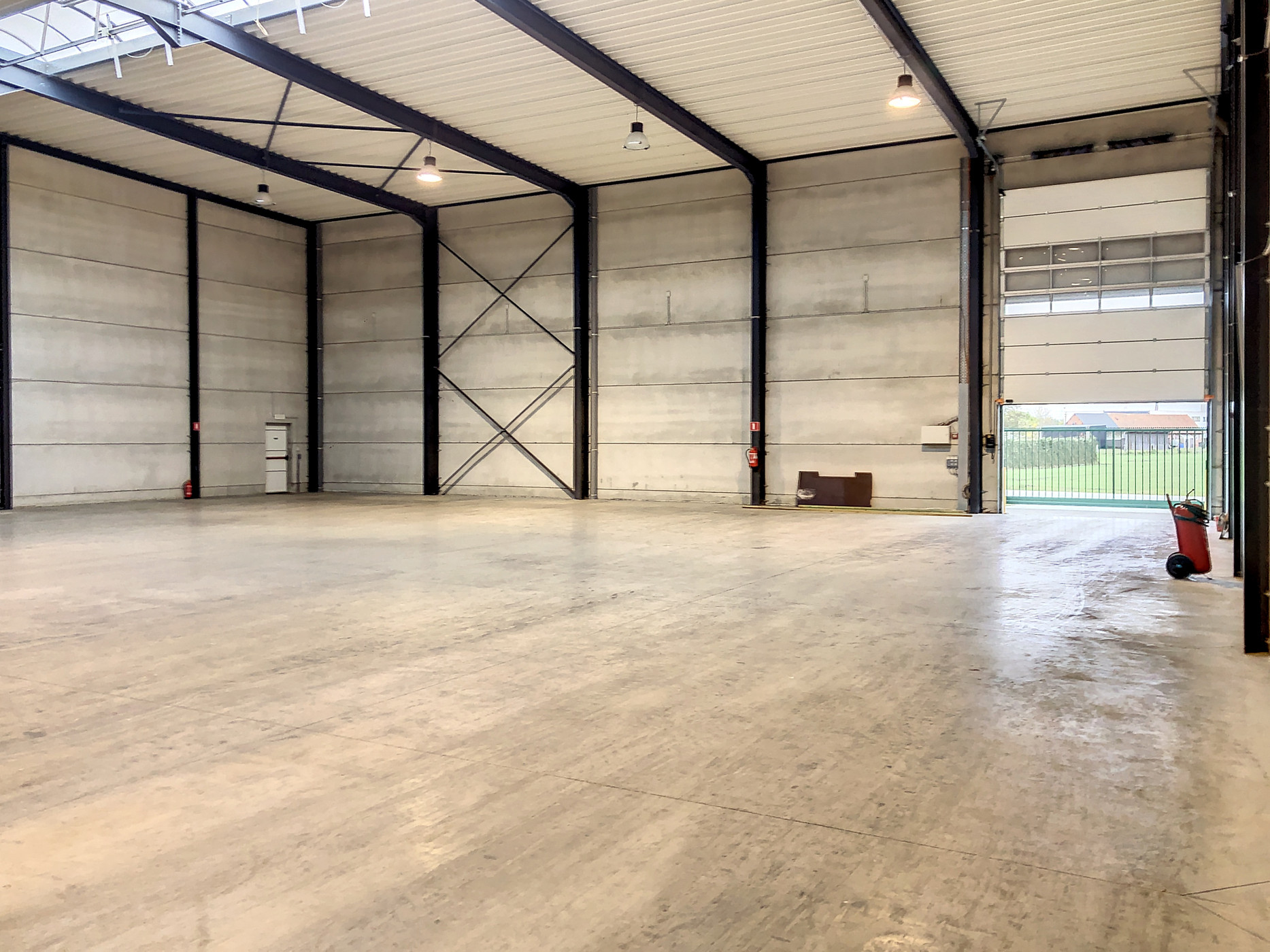 Magazijn (625m²) vlakbij R4 in Evergem - foto 3