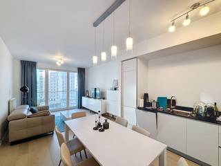 BRUSSEL, op een boogscheut van de Europese instellingen, gemeubileerd appartement met 1 slaapkamer van ±63m² op de 8ste verdieping. Het is als...