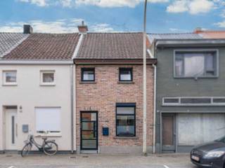 ***In optie***Gezellig en lichtrijk rijhuis met zonnige tuin in een warme buurt,In een rustige en hechte buurt, waar buren elkaar nog écht kennen,...