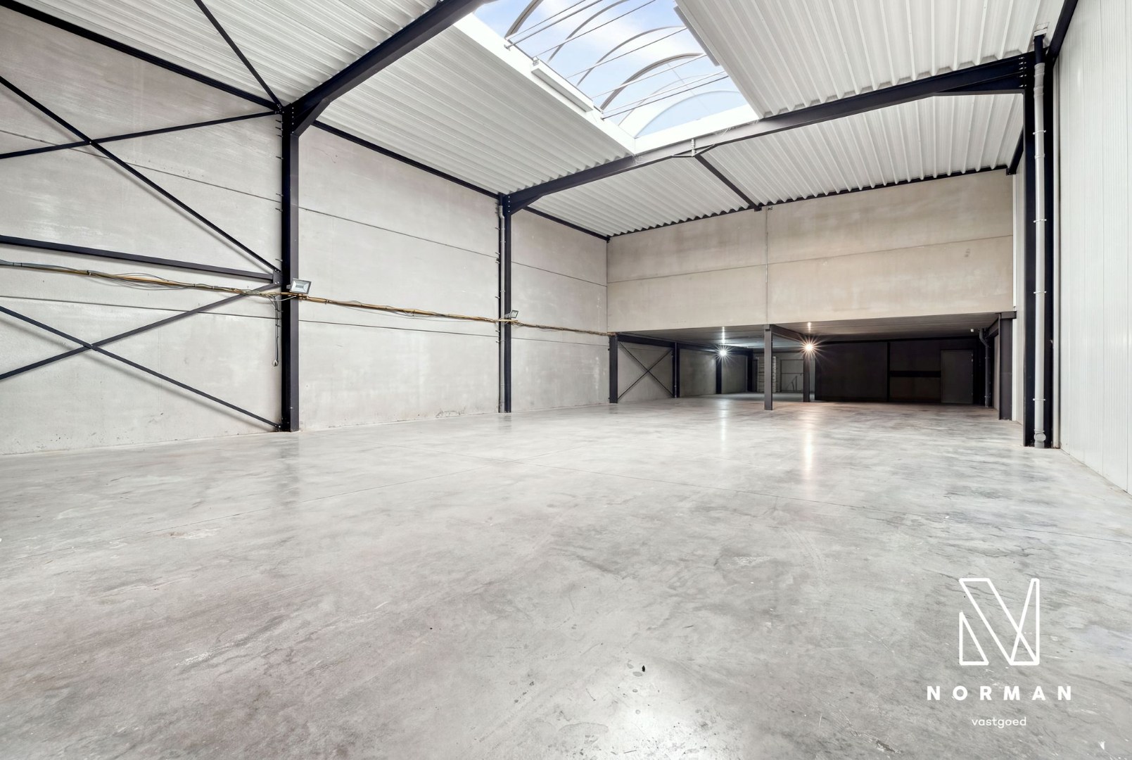 Bedrijfswoning op 1186 m² met luxueuze woonst. - foto 5