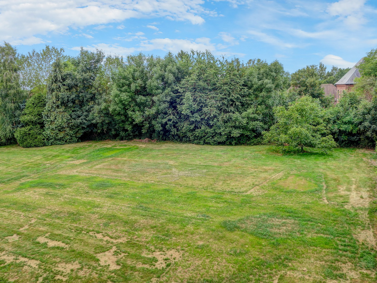Centraal gelegen bouwgrond van 15a6ca! - foto 4