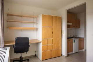 Deze studio is gelegen in de Leuvense binnenstad en werd in 2024 opgefrist. De studio bestaat uit een uitgeruste keuken met voldoende opslagruimte,...
