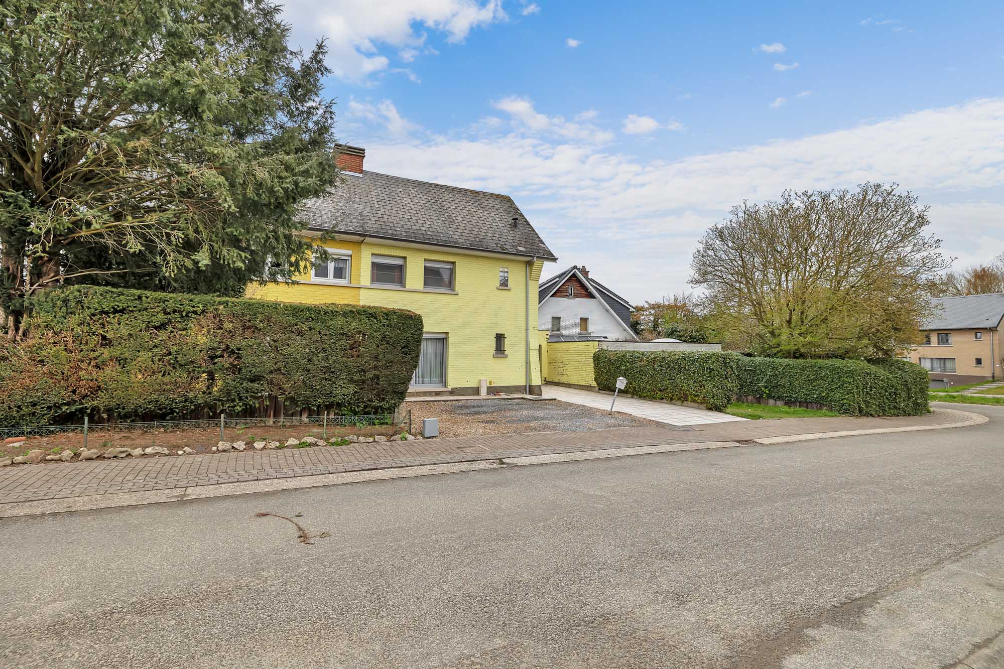 Halfopen bebouwing met garage en tuin in Ternat! - foto 5