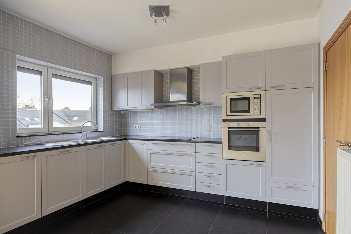 Prachtig appartement met 3 kamers in het hart van Grimbergen - foto 2