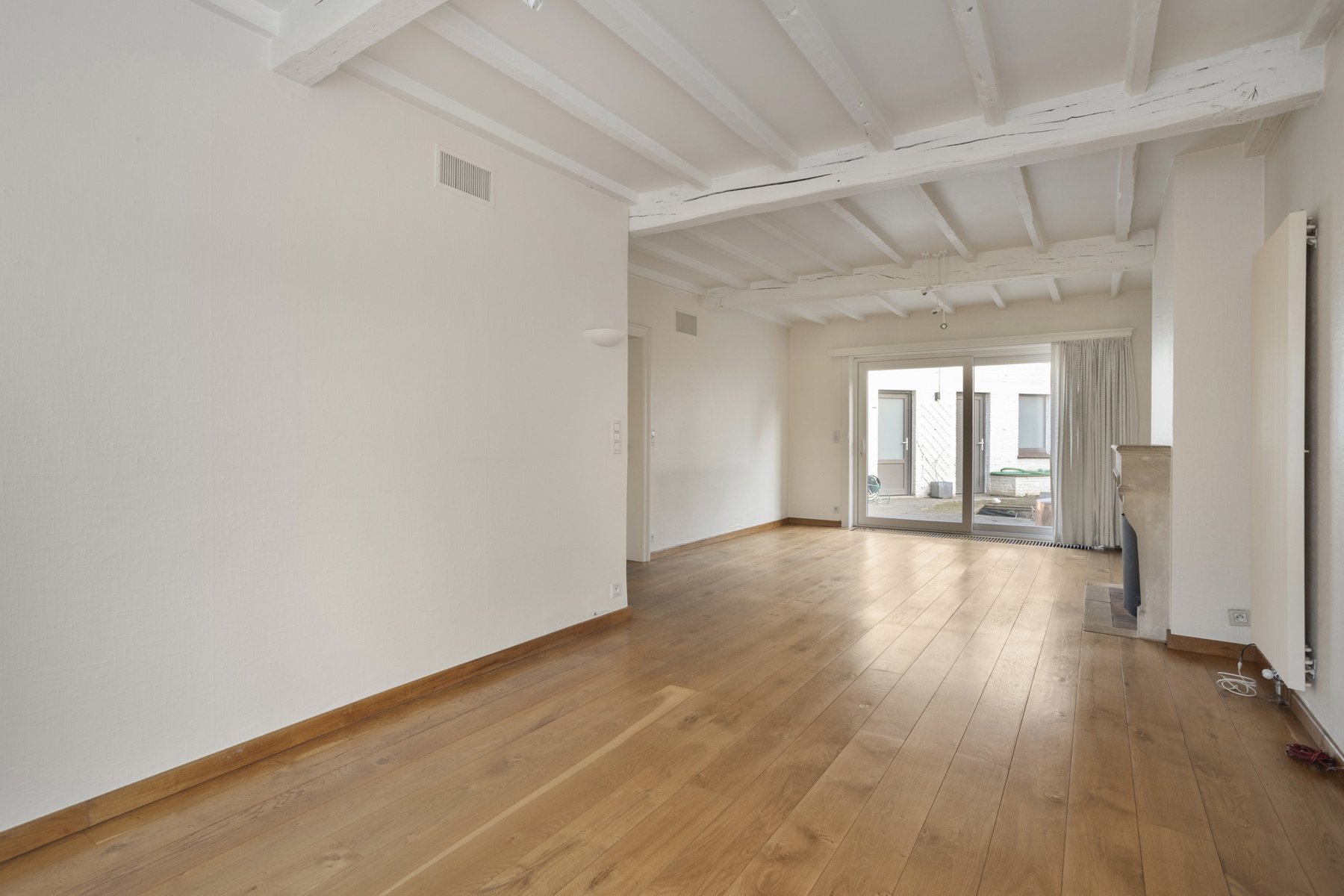 Ruime halfopen bebouwing met 4 slaapkamers! - foto 4