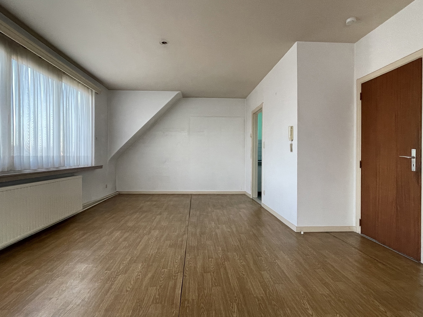 Appartement met 2 slaapkamers en groot terras  - foto 3