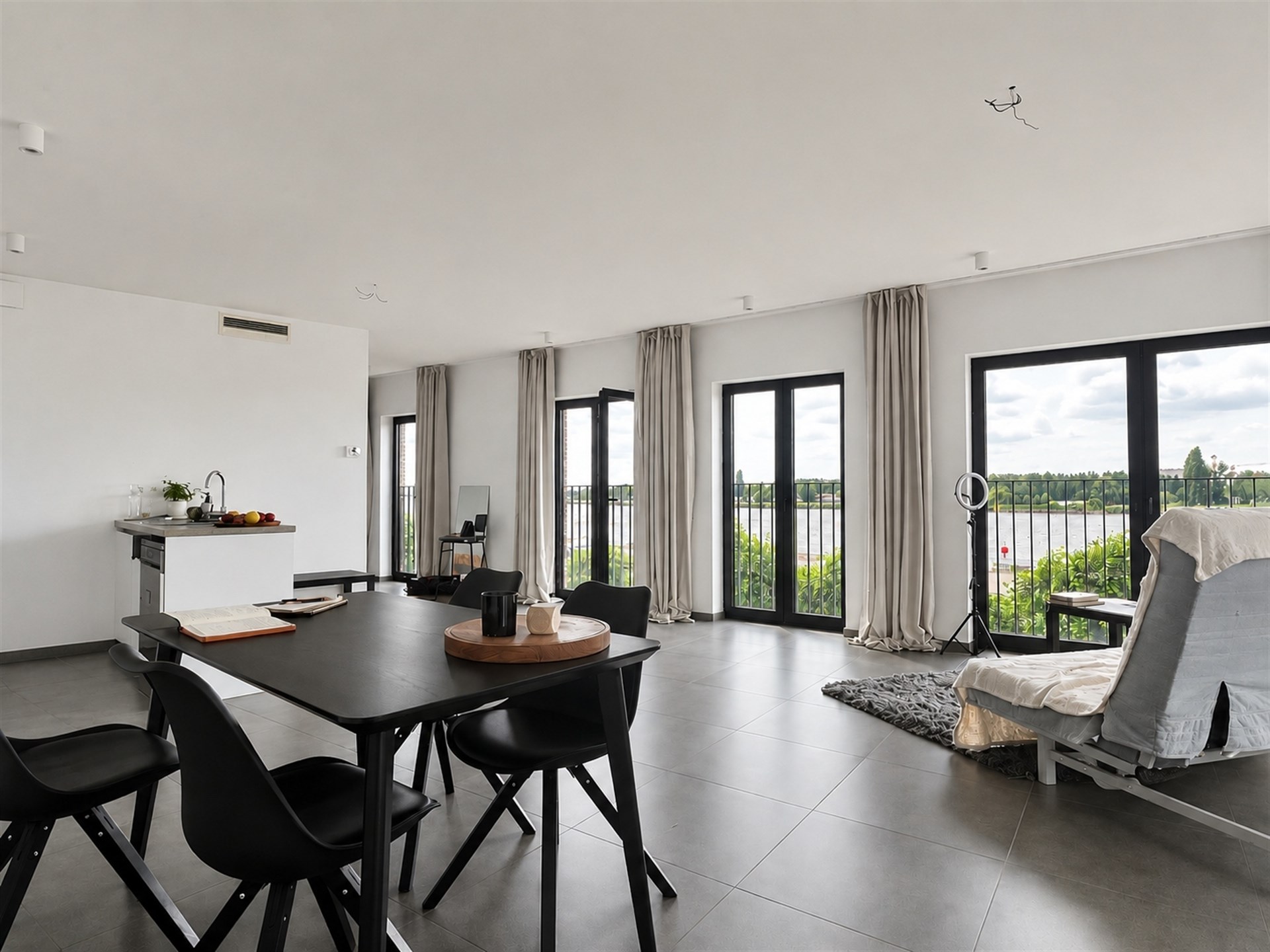 Étage 2woonkamerSuperficie: 40,0m²slaapkamer 1Superficie: 18,5m²badkamer(s)Superficie: 4,1m²