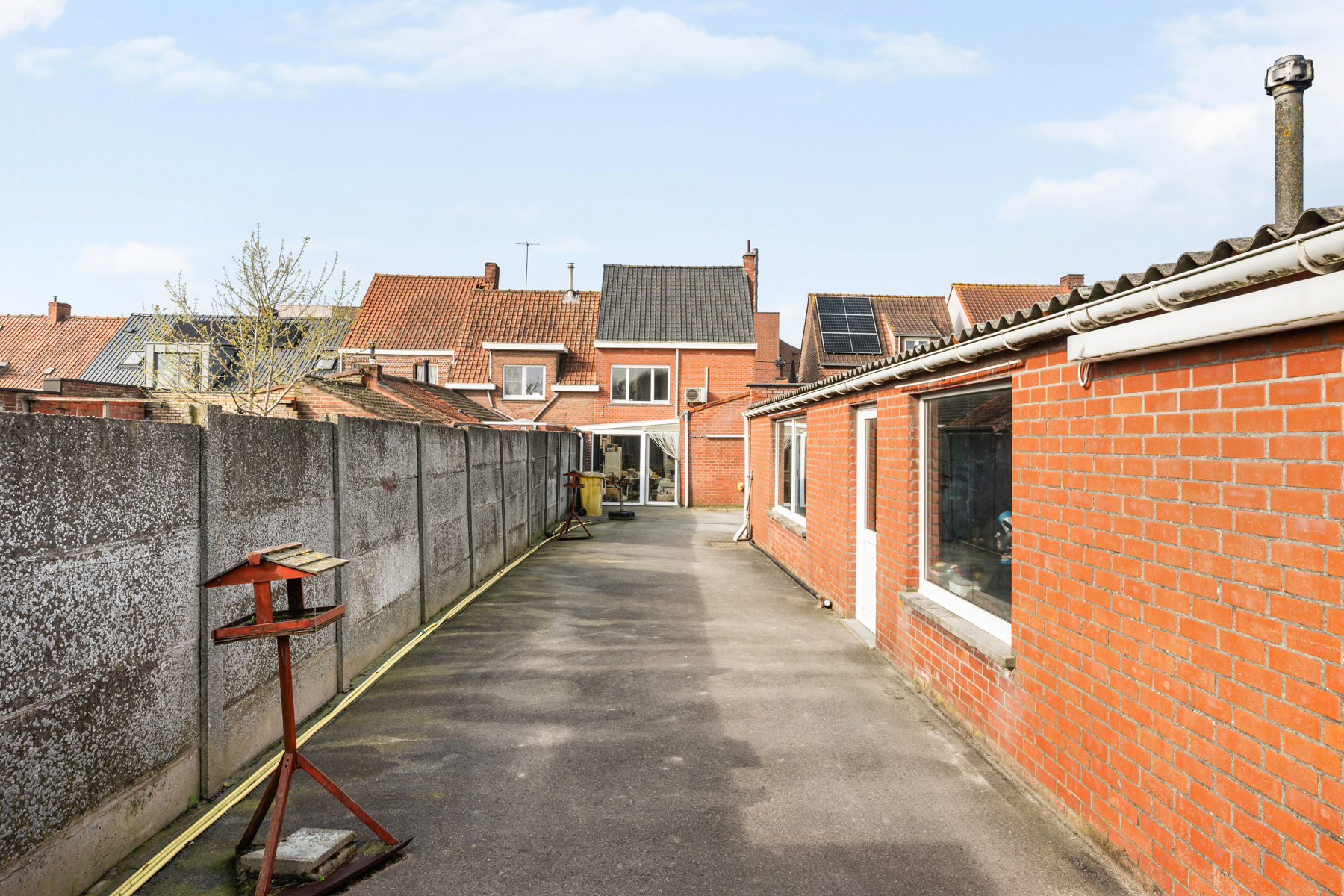 Halfopen woning (EPC D) met ruim bijgebouw (106m2) - foto 4