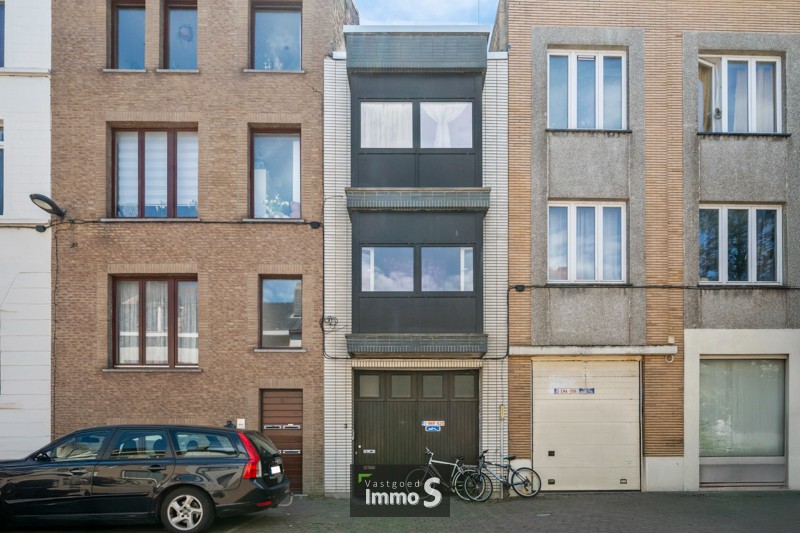 Opbrengsteigendom met 2 entiteiten en garage te Oostende - photo 2