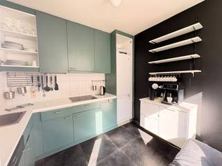 <p>Dit aangename 1-slaapkamerappartement biedt een praktische en comfortabele woonomgeving. De leefruimte geniet van een aangename indeling en sluit aan op de volledig uitgeruste keuken, voorzien van de nodige toestellen en kastruimte.<br /><br />Het <strong>appartement</strong> beschikt over één slaapkamer en een badkamer. In de badkamer is bovendien een aansluiting voorzien voor zowel een wasmachine als een droogkast, wat zorgt voor extra praktisch comfort.<br /><br />Het appartement is rustig gelegen, terwijl je toch op wandelafstand bent van het stadscentrum en het Eilandje, met tal van winkels, restaurants, openbaar vervoer en andere voorzieningen binnen handbereik.<br /><br />Het pand wordt verhuurd voor een beperkte duur en is beschikbaar <strong>tot 30 september 2028.</strong> Ben je op zoek naar een comfortabele tijdelijke woonoplossing op een uitstekende locatie, dan is dit appartement zeker een bezoek waard.<br /><br />huurprijs: <strong>€725/maand</strong> (elektriciteit & gast niet inbegrepen)<br />vaste kosten: <strong>€50/maand</strong> (algemene lasten + waterverbruik)</p>