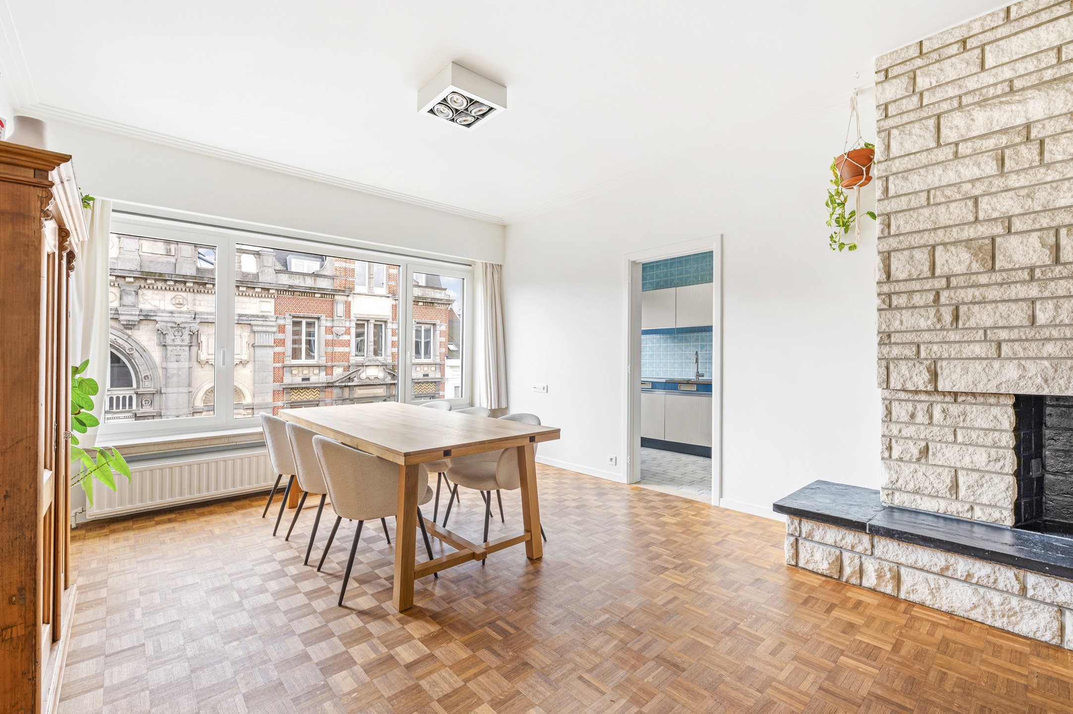 Charmant en lichtrijk appartement met terras in topbuurt - foto 4