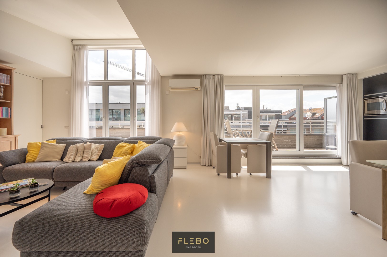Lichtrijk penthouse met 2 slaapkamers en magnifiek terras! - foto 4