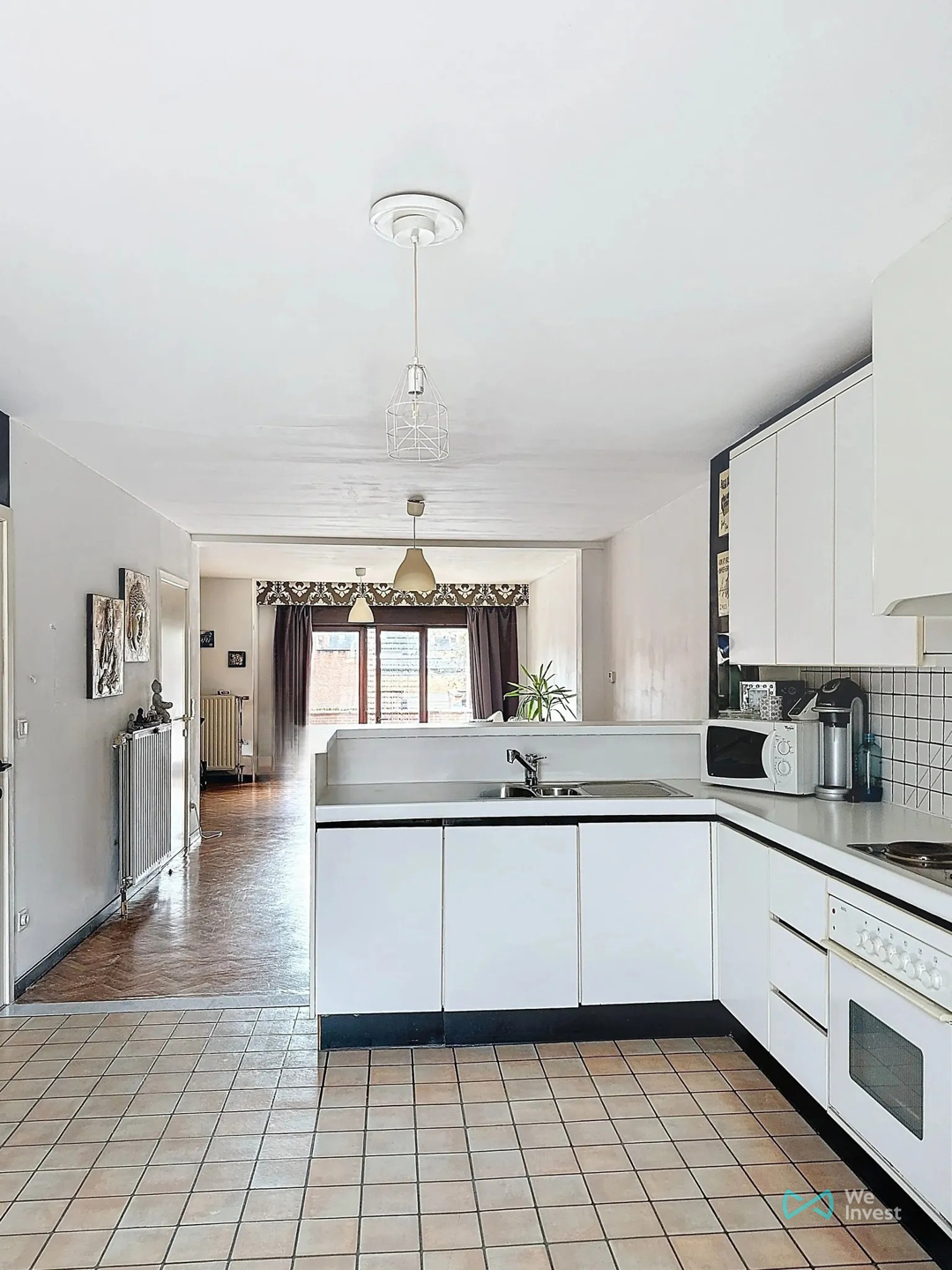 Verrassend ruim triplexappartement en aparte handelsruimte. - foto 3