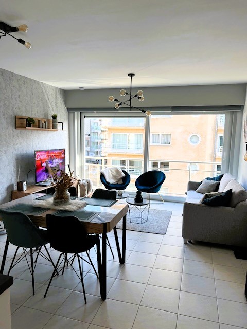 ABSOLUTE PRACHTKOOP. Instapklare studio tot in de puntjes verzorgd gelegen op enkele stappen van de zeedijk - foto 1